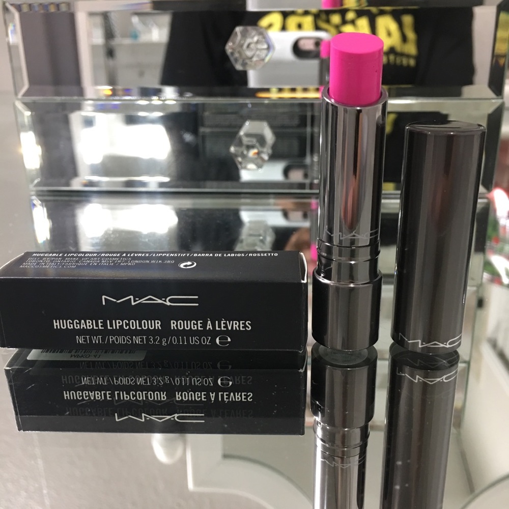MAC Huggable Lipcolour Glamorized